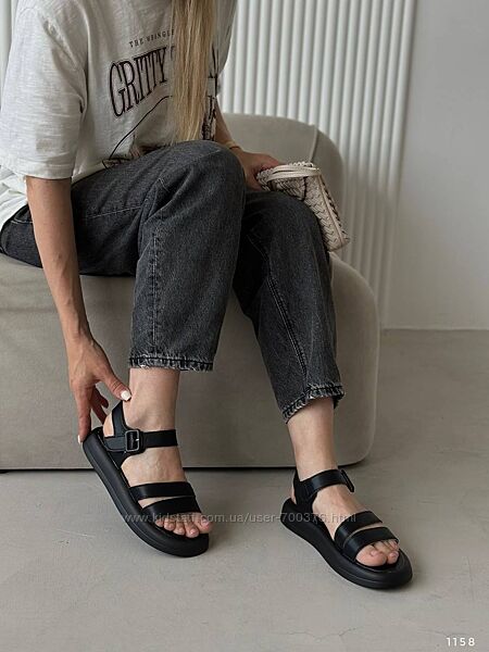 Босоніжки, натуральна шкіра, чорні