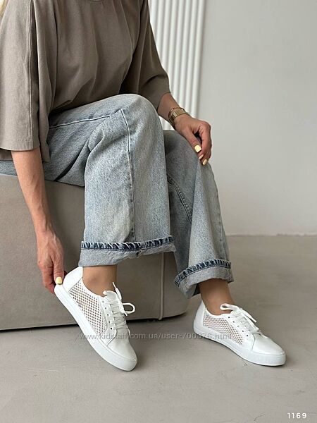 Кеди легкі та дихаючі, білі