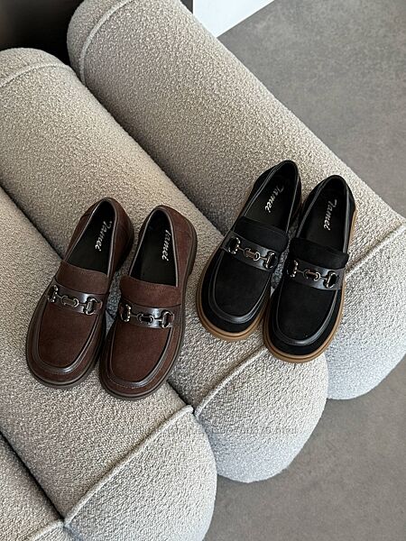 Класичні лофери з фурнітурою, натуральна замша/шкіра, чорні/шоколад