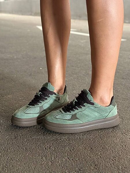 Кеди, натуральна замша, кольору оливи