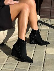 Ботильйони Doroty, екозамша декорована стразами, чорні