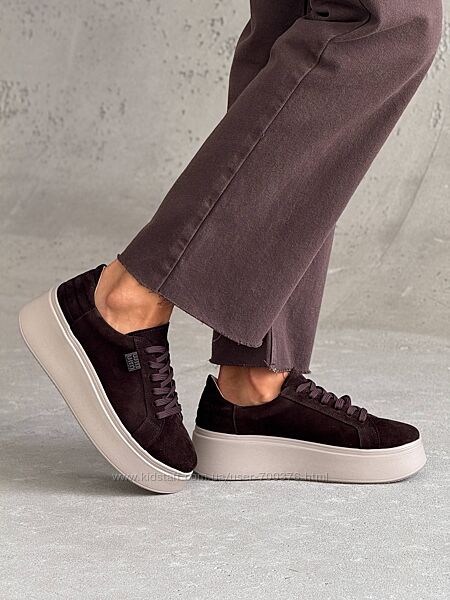 Кеди на високій підошві, натуральна замша, шоколад