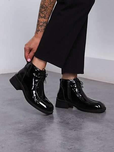 Демісезонні Черевики, натуральна лакова шкіра, чорні