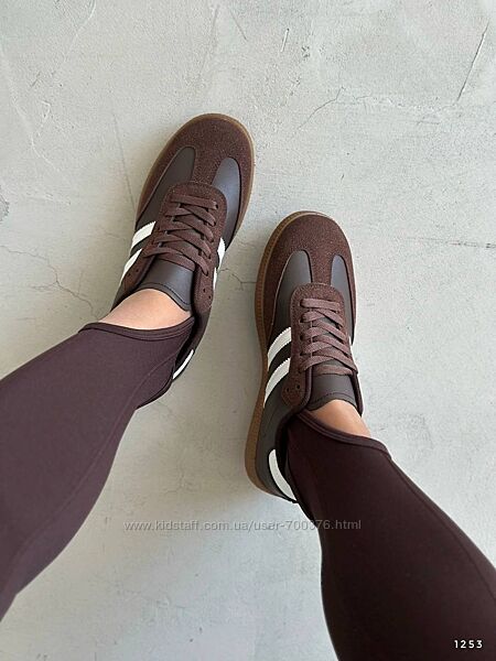 Базові кеди, в стилі бренду, шоколад