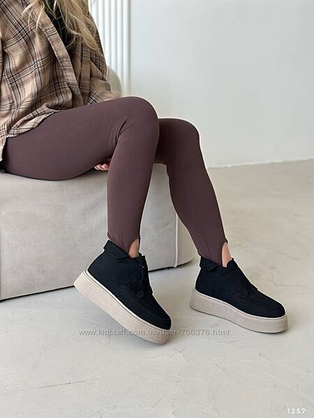 Черевики зимові, натуральна замша, чорні