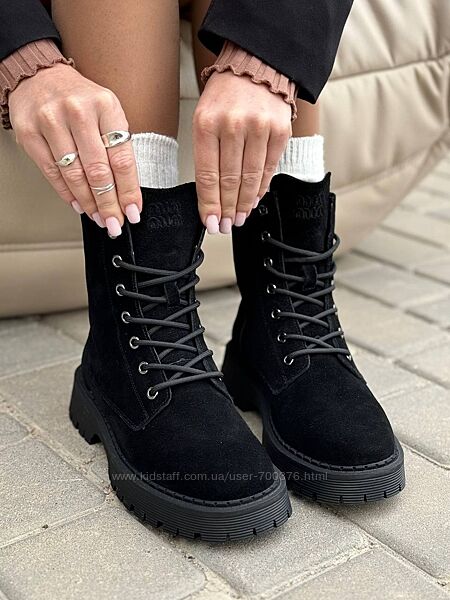 Черевики Rollin демі, натуральна замша, чорні