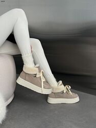 Теплесенькі сноубутси, натуральна замша, молочні