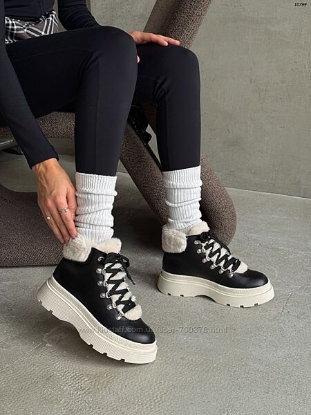 Черевики на шнурівці з опушкою, натуральна шкіра, чорні, демі/зима