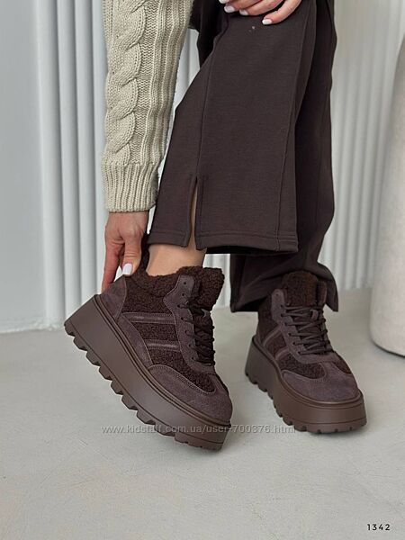 Черевики зимні, на платформі, натуральна замша, шоколад
