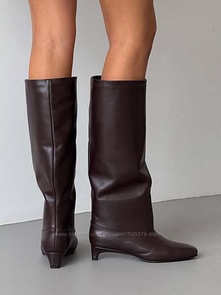 Чоботи, натуральна шкіра, шоколад, з витонченим квадратним носиком, демі