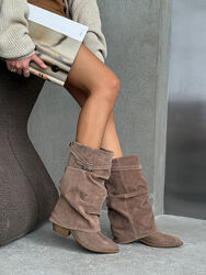 Чоботи Козаки, натуральна замша - Італія, тофі, демі, усередині байка