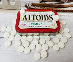 США Мятні цукерки ALTOIDS peppermint для свіжого подиху