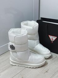 Дутики жіночі на хутрі, білі, на ліпучці, дуже гарні