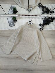 Асиметричний светр з додаванням вовни коштовного італійського бренду Kocca