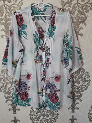 Шикарная легкая фирменная  блуза батал свободного покроя 54-58 размер