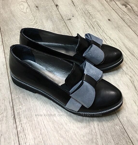 Розпродаж жіночі туфлі 37, 38. Натуральна лакова шкіра.