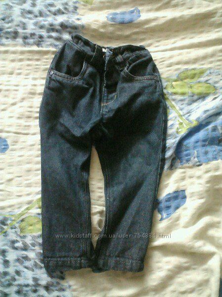 Продам джинсы узкачи темно синего цвета