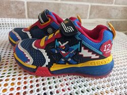 кросiвки Geox 24р
