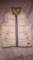 Безрукавка на мальчика 