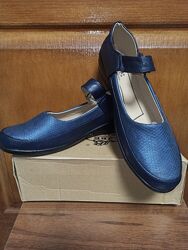 Туфлі, жіночі, сині.