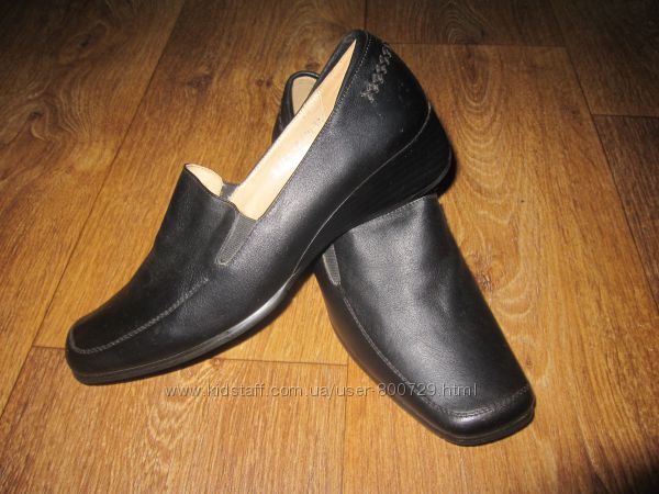 Продам новые кожаные женские туфли Польша по распродажной цене