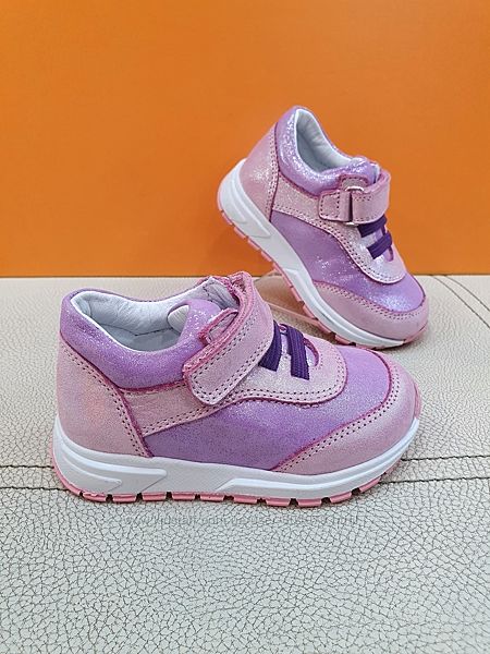 Кожаные кроссовки TopKids 21-24р 105-03