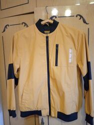 Вітровка на зріст 158 см.