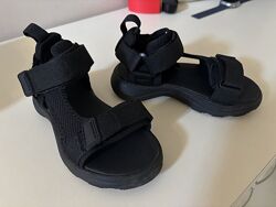 Сандалики Zara 28 розмір