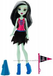 Monster High Cheerleading Frankie Stein Doll Френкі Штейн