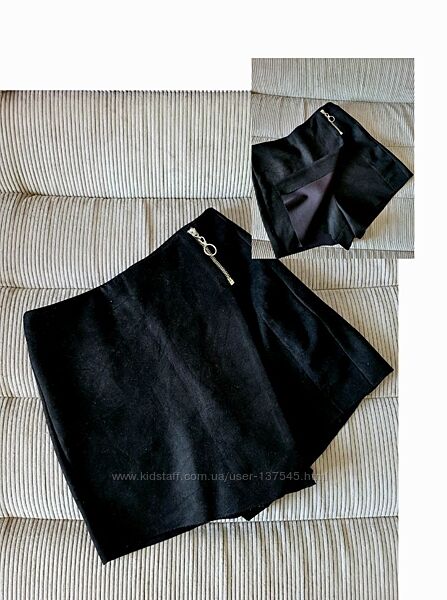 Чорні шорти-спідниця Zara