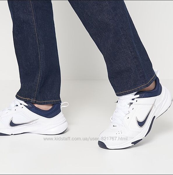 чоловічі кросівки Nike Defyallday DJ1196-100 38.5 5.5 24 см Біли