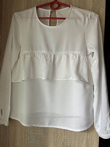 Біла блузка в школу Benetton