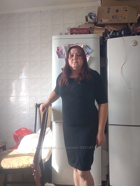 Плаття футляр в рубчик