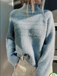 Теплий жіночий светр блакитний S