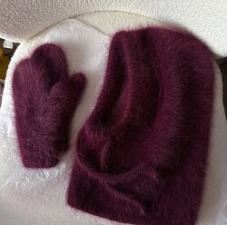 Пухнастий капор та рукавички