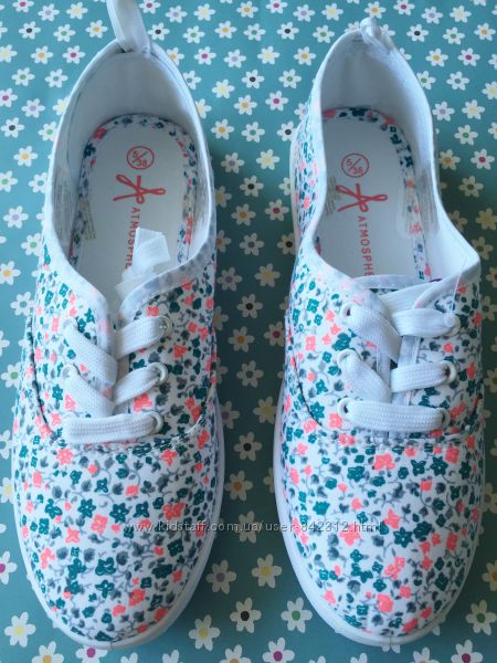 Летняя обувь - тапочки в цветочек Primark