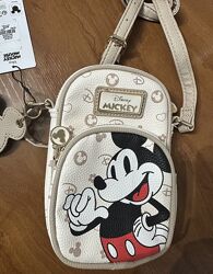 Продам сумку Mickey Mouse Primark бежевого цвета.