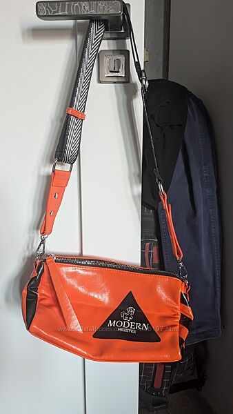 Нова сумочка 24 см