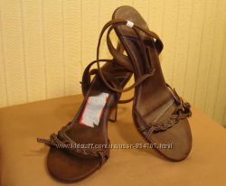 Босоножки Dolcis Размер 39