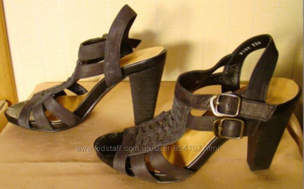 Босоножки женские Pool Side