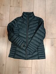 Легкий стильний пуховик C&A, р. М-L