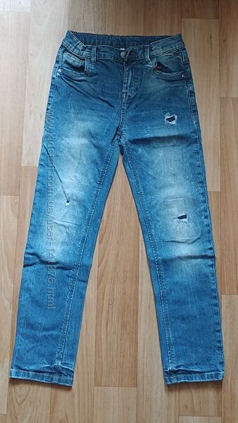 Продам джинсы для мальчика Marks&Spencer 9-10 лет