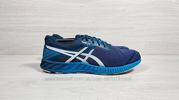 Чоловічі спортивні кросівки Asics Fuzex Lyte оригінал, розмір 46