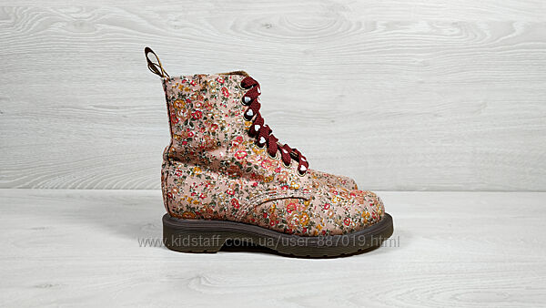 Жіночі демісезонні черевики в квіти Dr. Martens оригінал, розмір 38