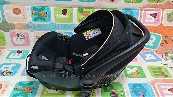 Продаємо автокрісло Chicco KORY plus i-size