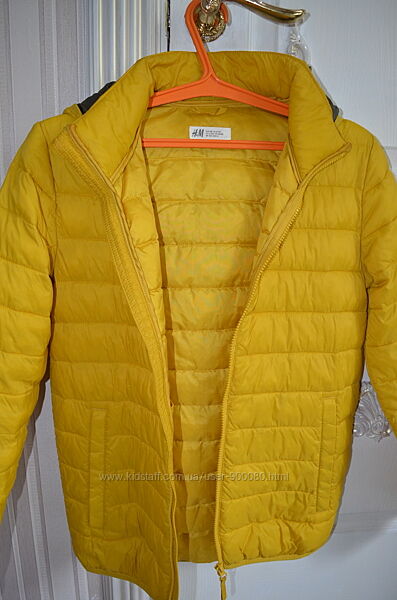 Демісезонна куртка H&M на 12-13 років зріст 158 см