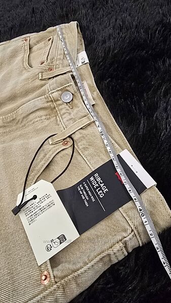 Джинси Levis 31W X 32L, нові