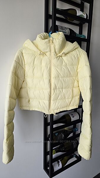 Куртка жіноча ZARA, S-M