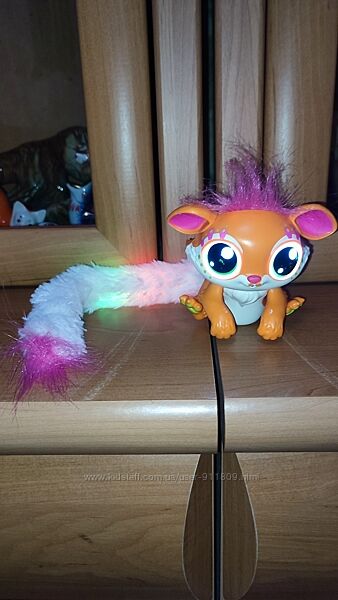 Інтерактивне звірятко Літл Глімерс 