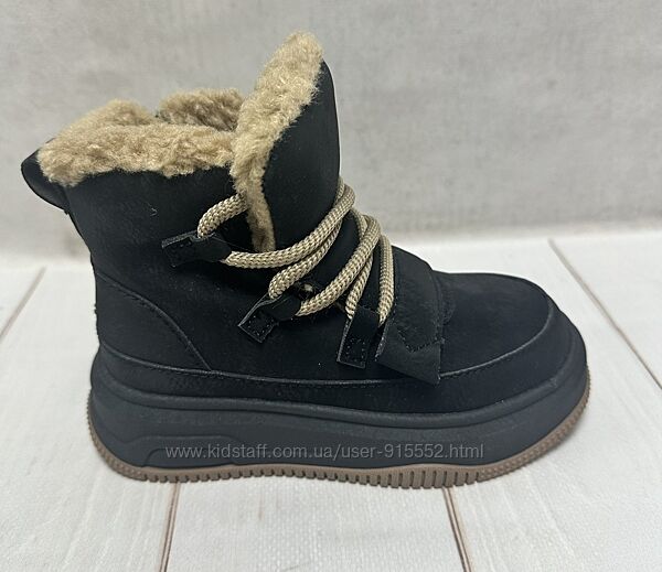 Дитячі зимові черевики  на овчині Clibee чорні 27-32